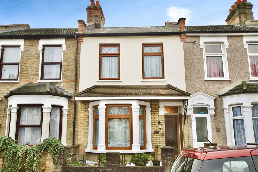 Property photo 1 of 18 Pbox-Img.Jpg