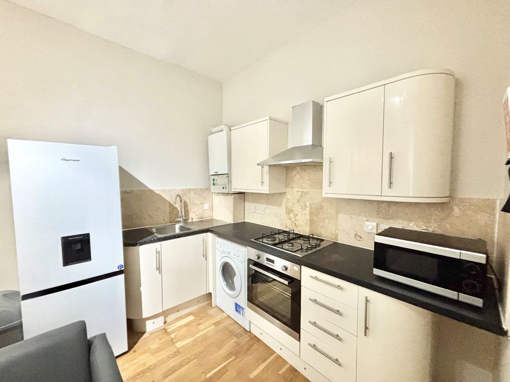 Property photo 2 of 5 Image