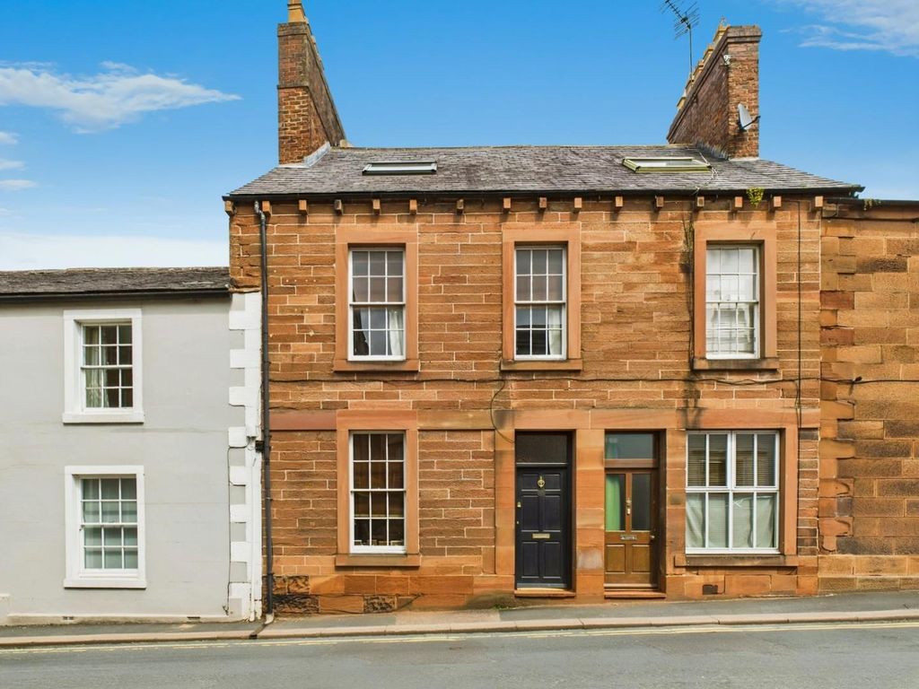 Property photo 1 of 27 Frontage