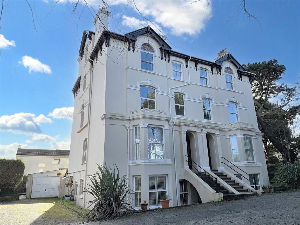 Property photo 1 of 7