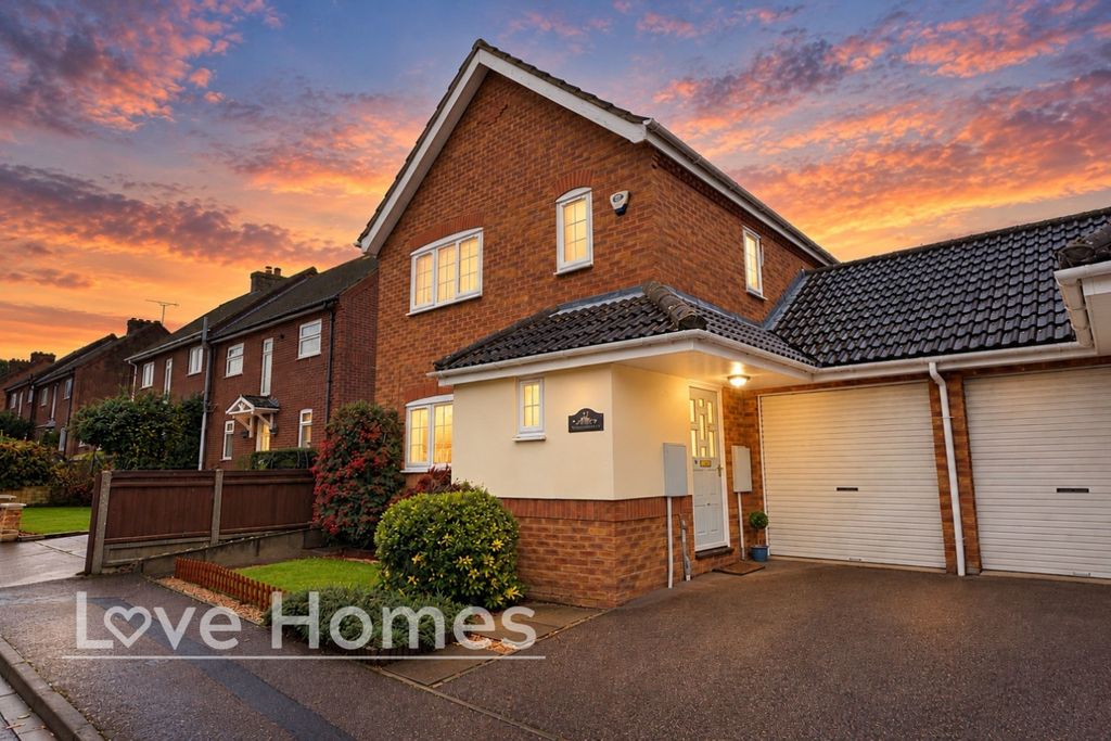 Property photo 1 of 12 5902930