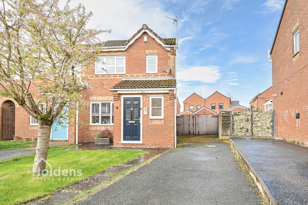 Property photo 1 of 21