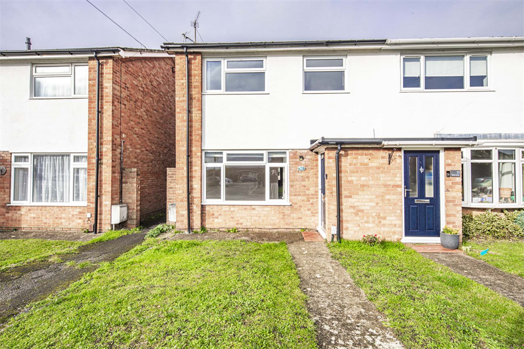 Property photo 1 of 12