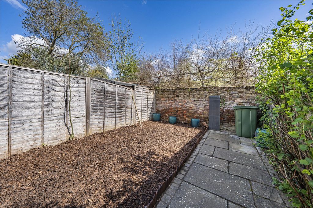 Property photo 3 of 19 Picture No. 27