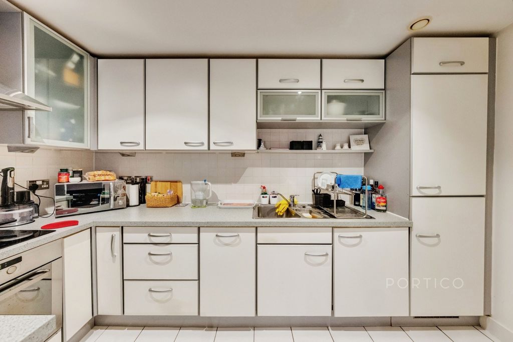 Property photo 3 of 29 Pbox-Img.Jpg