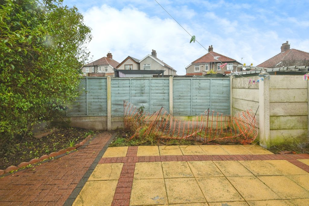 Property photo 2 of 18 Photography