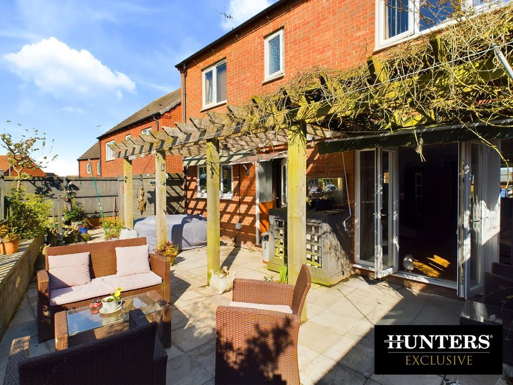 Property photo 3 of 24 Garden