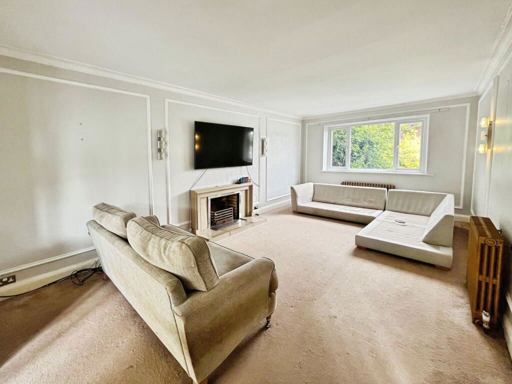 Property photo 2 of 22
