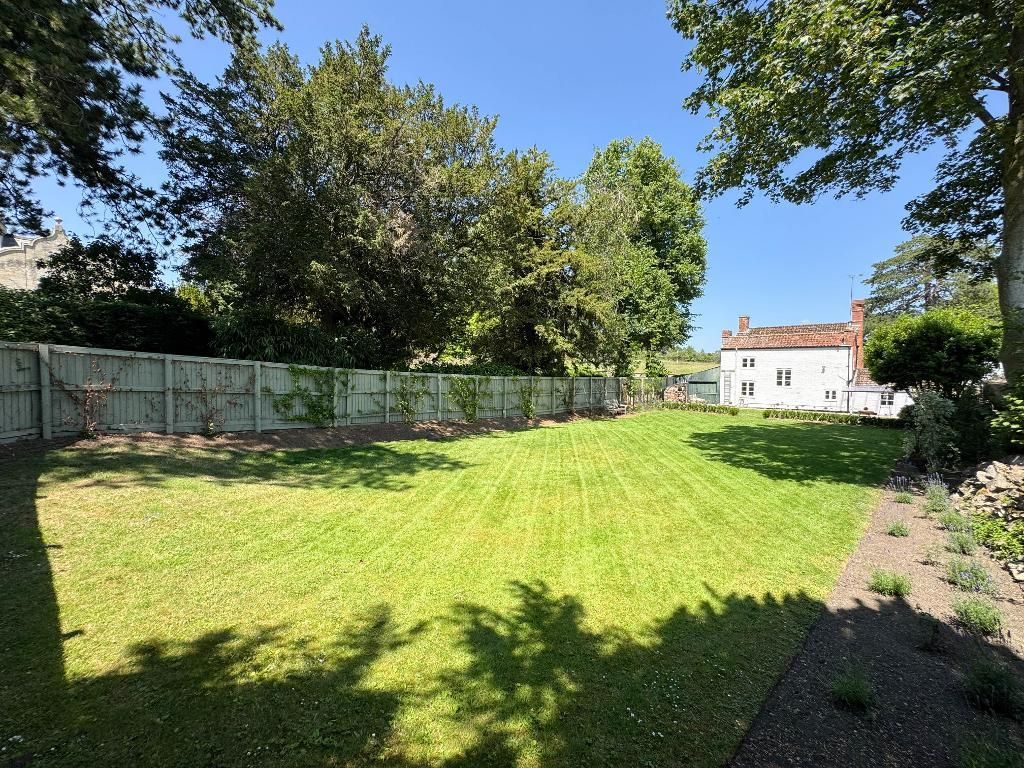 Property photo 3 of 15 34
