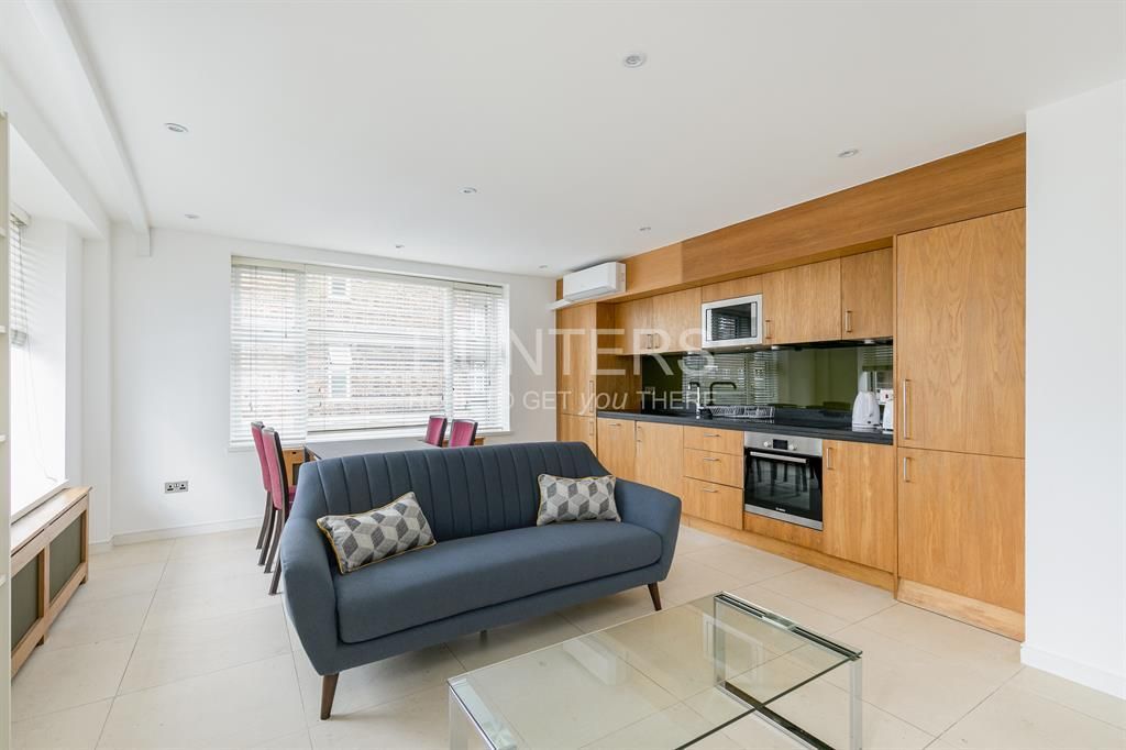 Property photo 2 of 7 Reception Room/Kitchen