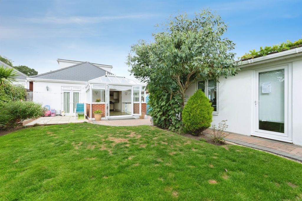 Property photo 2 of 18