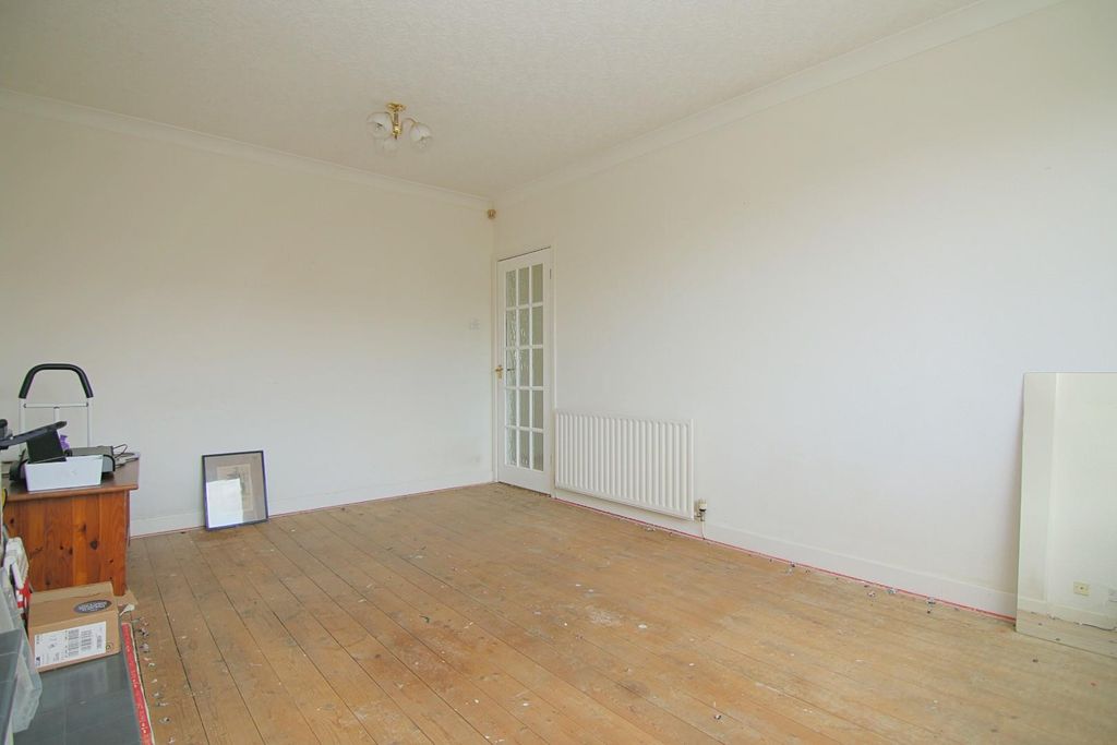 Property photo 3 of 15 Living Room