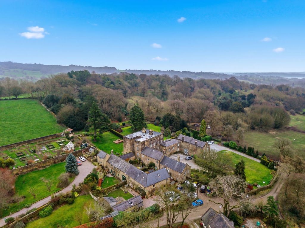 Property photo 2 of 64