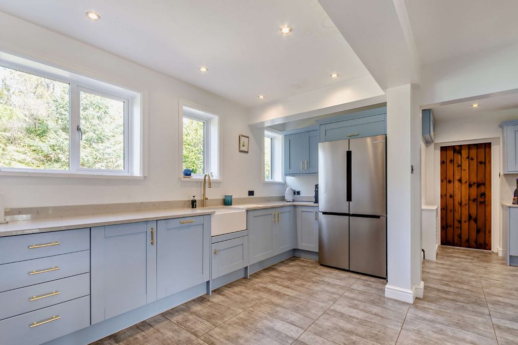 Additional image 5 of 6 bed detached house for saleAndover Road, Highclere, Newbury, Berkshire RG20