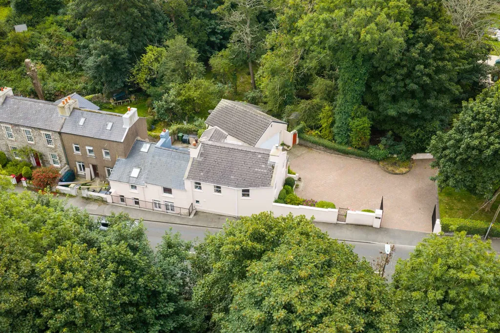 Property photo 1 of 37