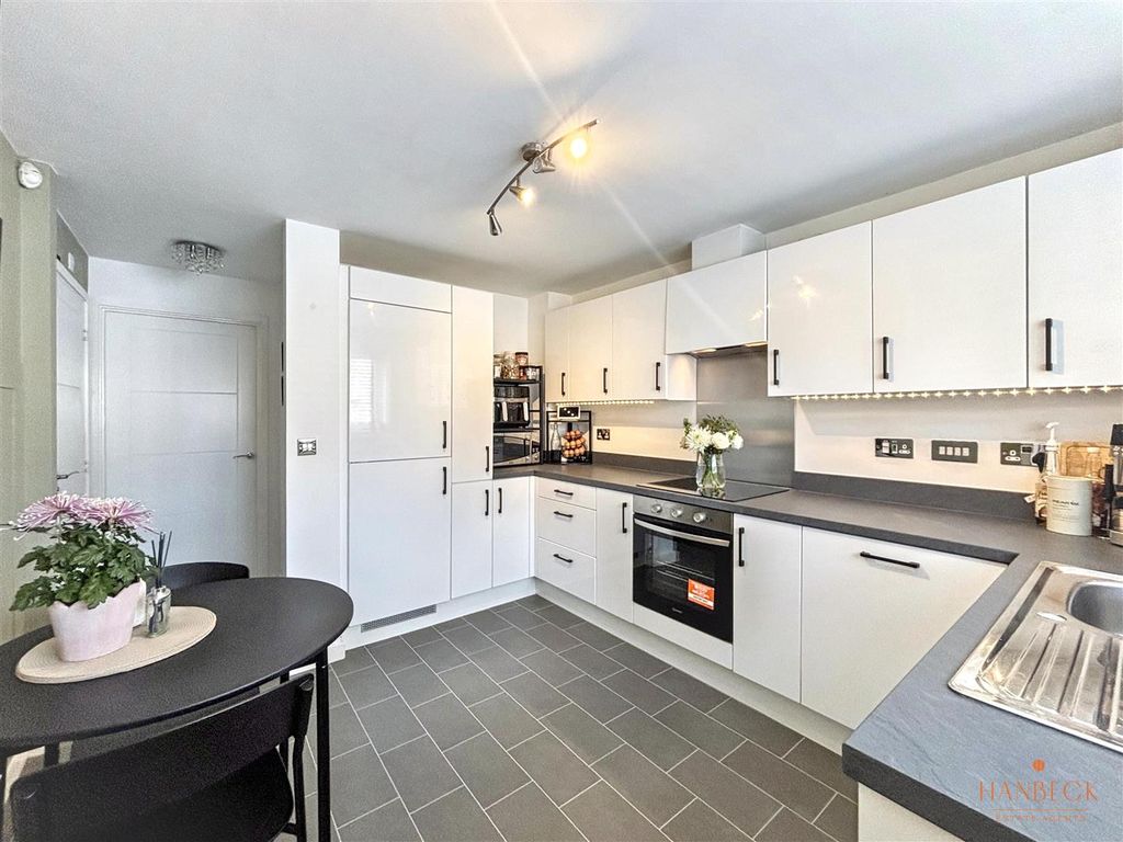 Property photo 2 of 19 Img_4588.Jpg