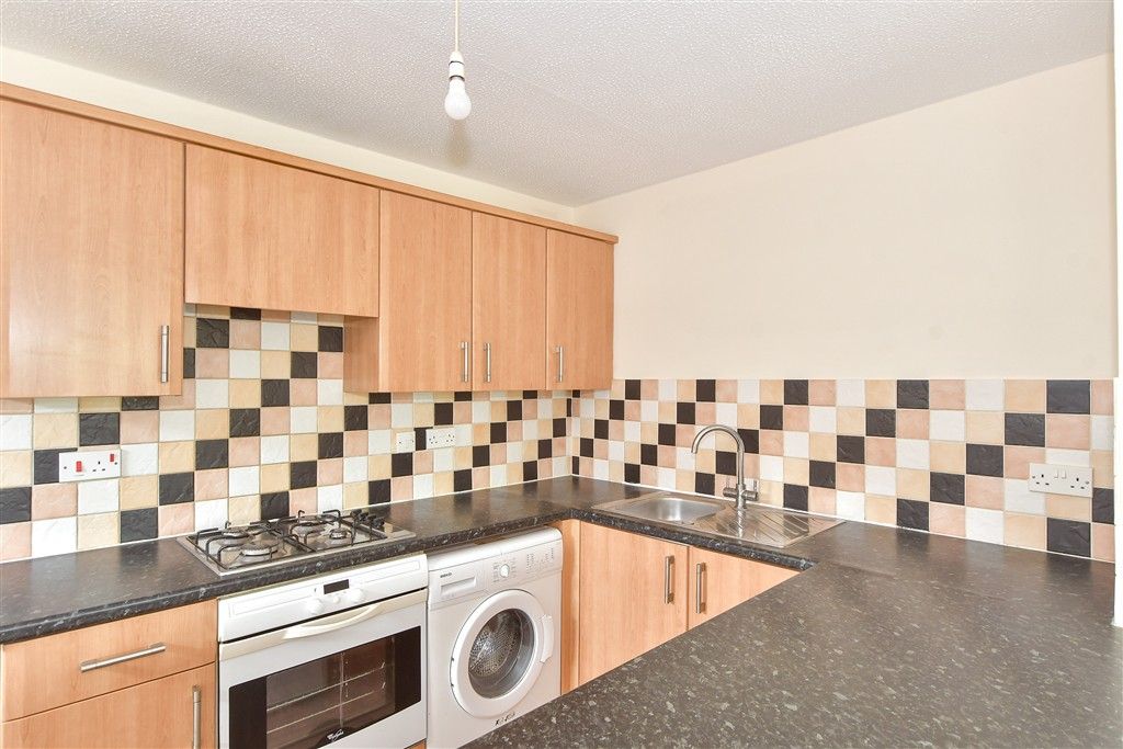 Property photo 2 of 7 Kitchen/ Living/ Bedroom