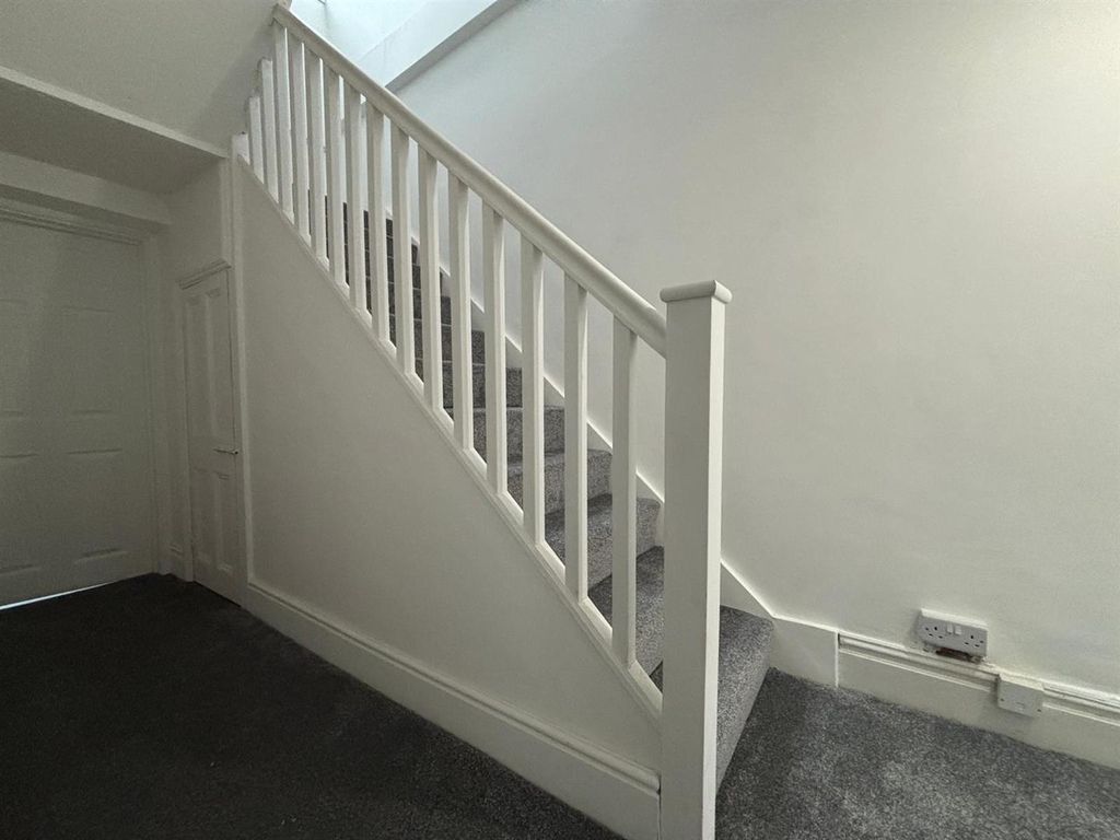 Property photo 3 of 21 Img-20251112-Wa0099.Jpg