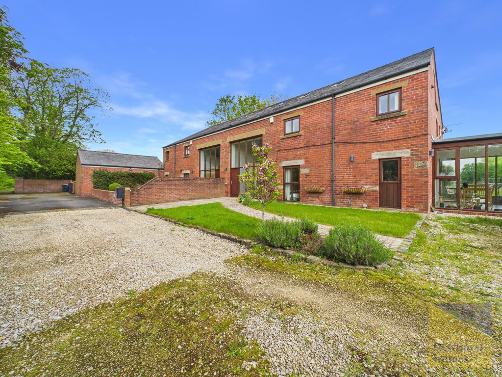Property photo 3 of 39