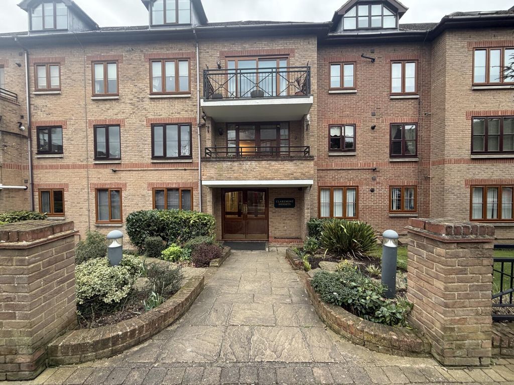 Property photo 1 of 23 Front (Exterior)