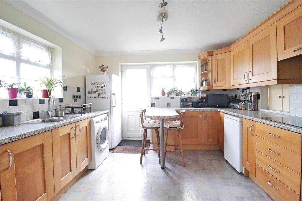 Property photo 2 of 21 Img_7668.Jpg