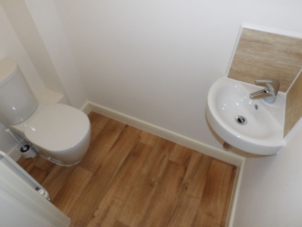 Property photo 3 of 11