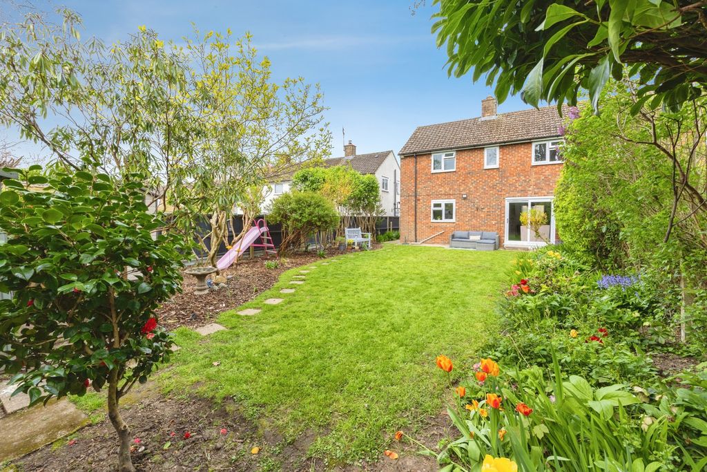 Property photo 1 of 27