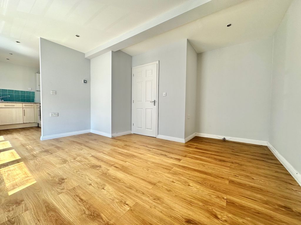 Property photo 1 of 11 View