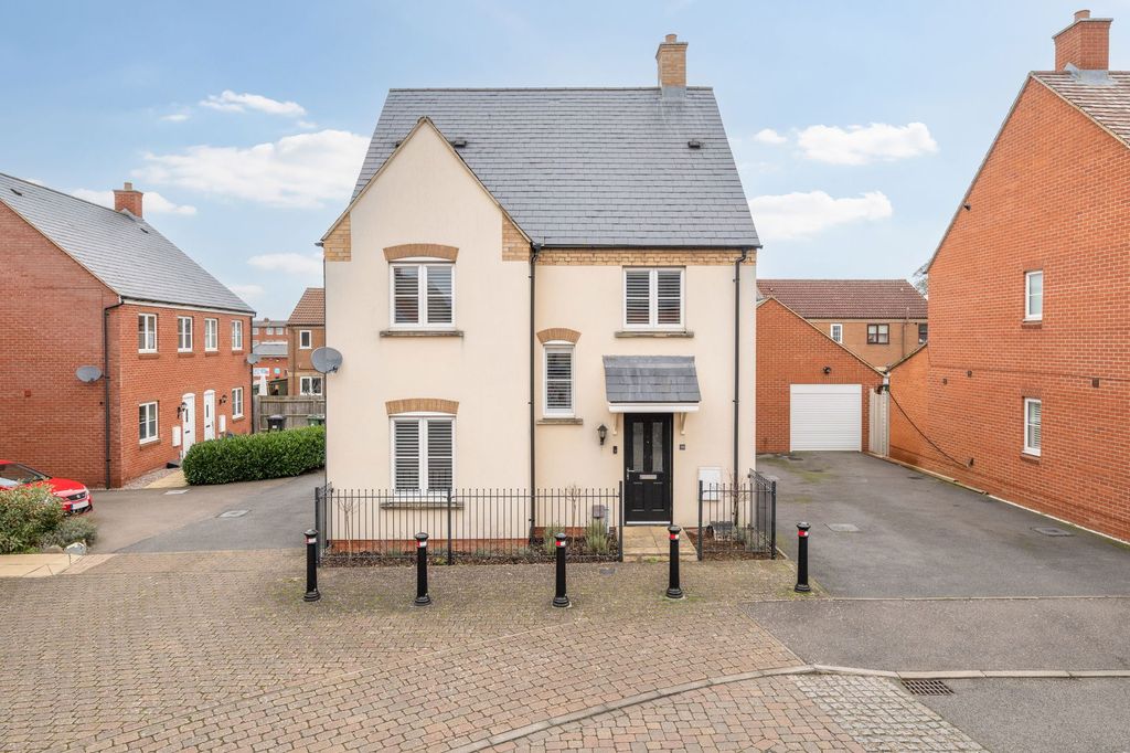 Property photo 1 of 26