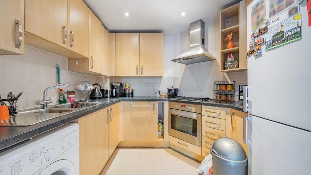 Property photo 2 of 15 Gallery