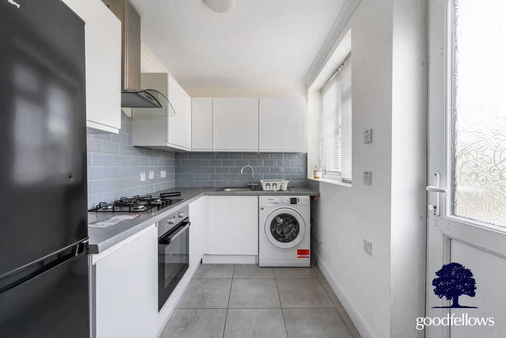 Property photo 2 of 9 Picture No. 09