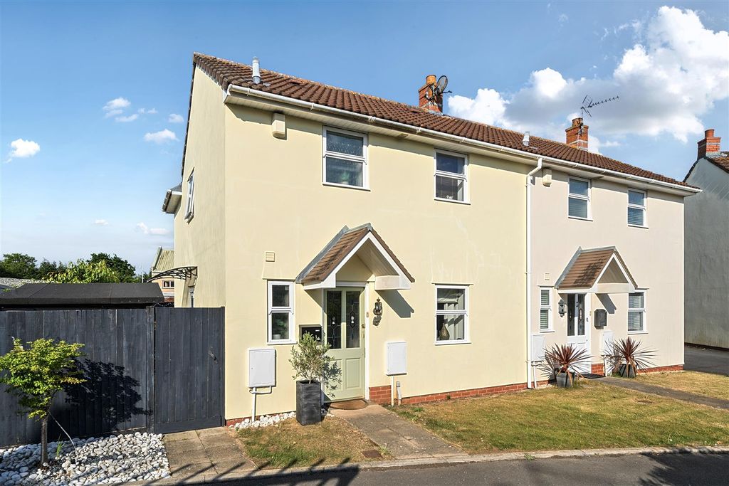 Property photo 1 of 13 18-681E4Eddd168A-1286044-Arw-18.Jpg
