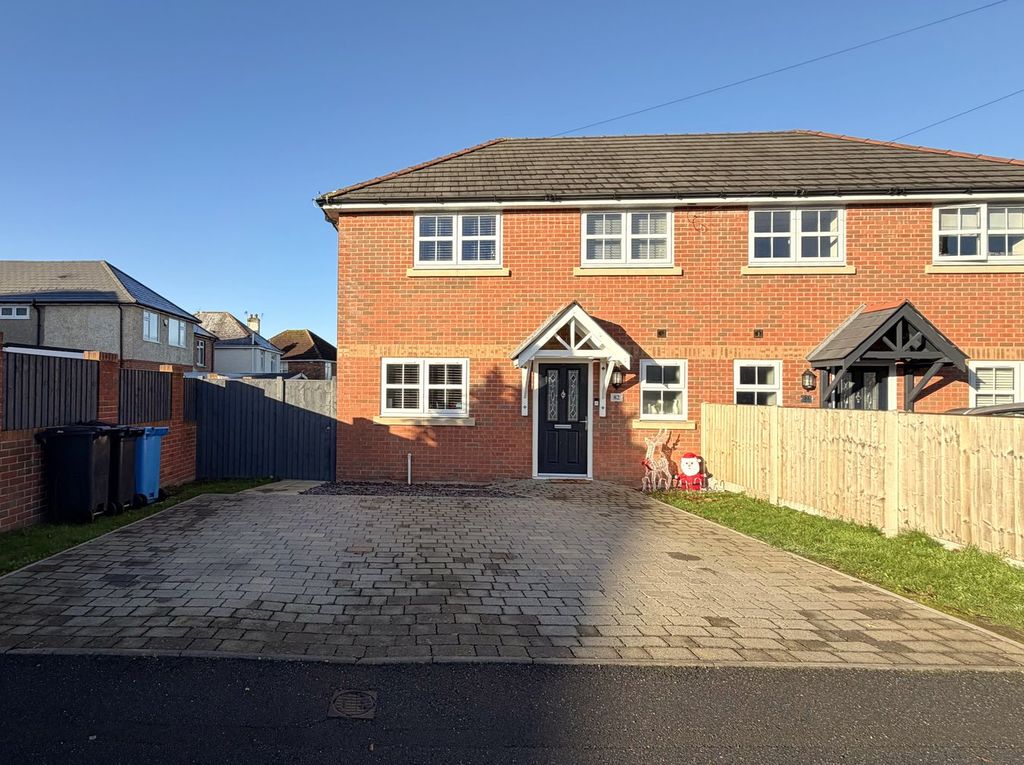 Property photo 1 of 26