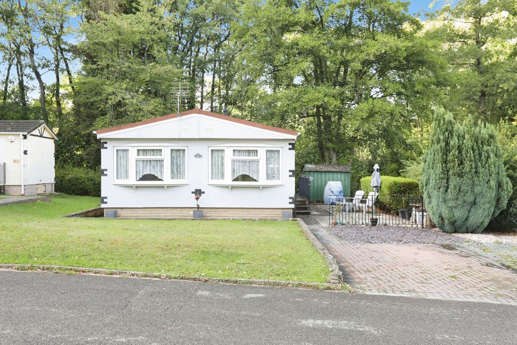 Property photo 1 of 12 Pbox-Img.Jpg