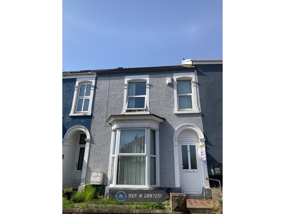 Property photo 2 of 14