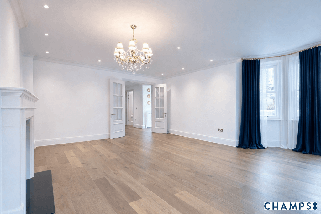 Property photo 3 of 6 Gallery