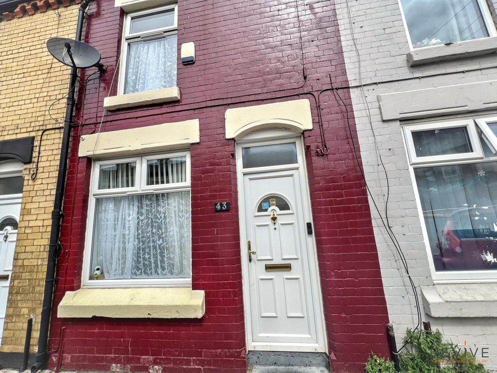 Property photo 1 of 12 Front