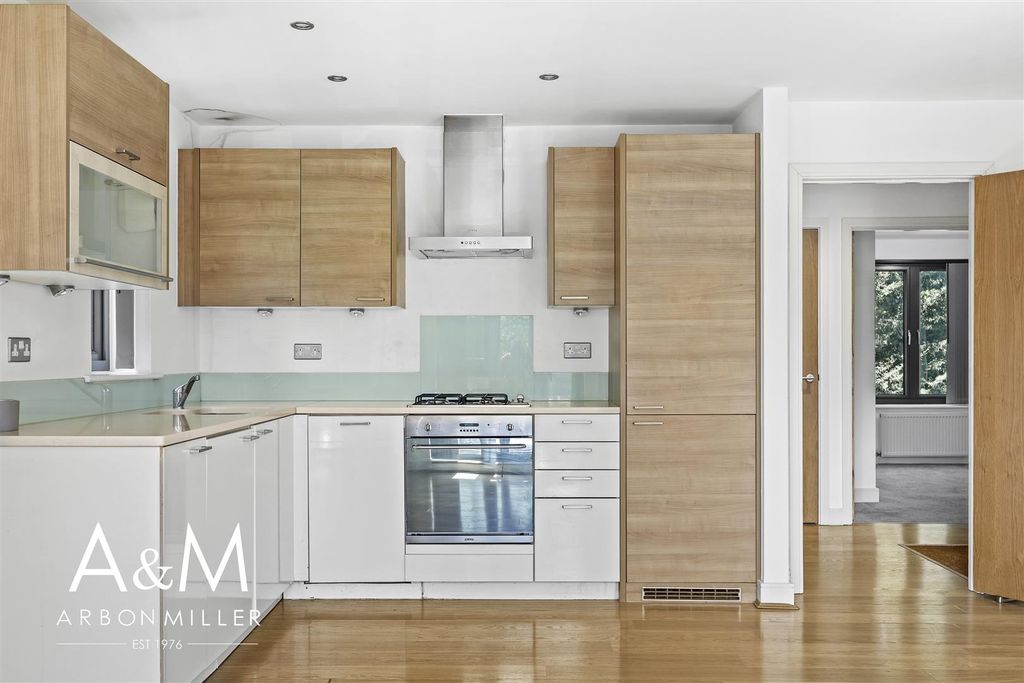 Property photo 3 of 17 4D4A5642.Jpg