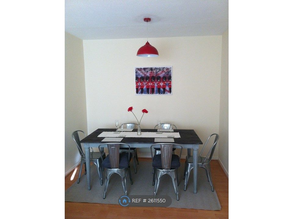 Property photo 3 of 6 Dining Area