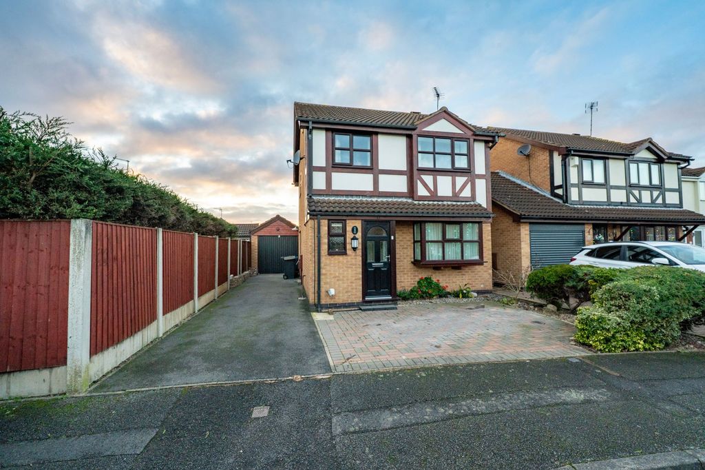 Property photo 1 of 15