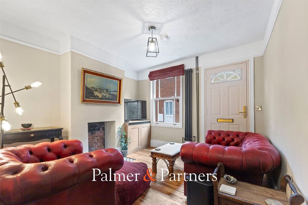 Property photo 2 of 14 Picture No. 12