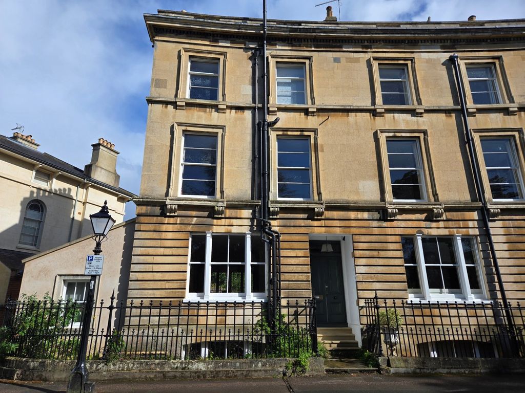 Additional image 18 of 4 bed end terrace house for salePark Town, Oxford OX2