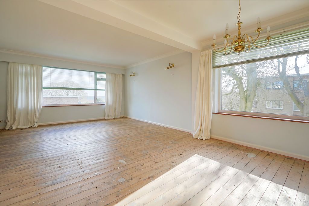 Property photo 3 of 23 Open Plan Living Area