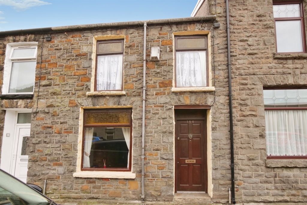 Property photo 2 of 17