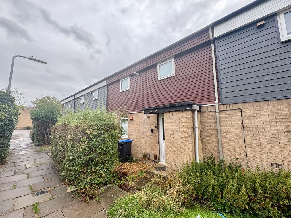 Property photo 1 of 1