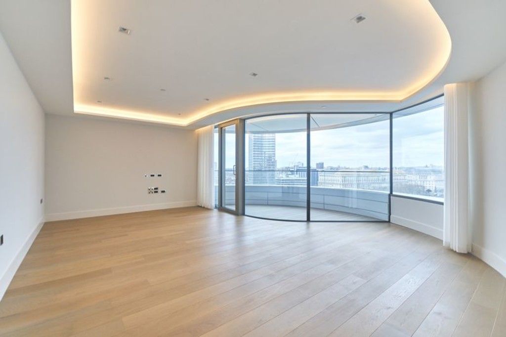 Property photo 2 of 16 Reception Room