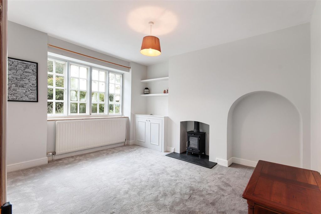 Property photo 2 of 16 61836_010.Jpg