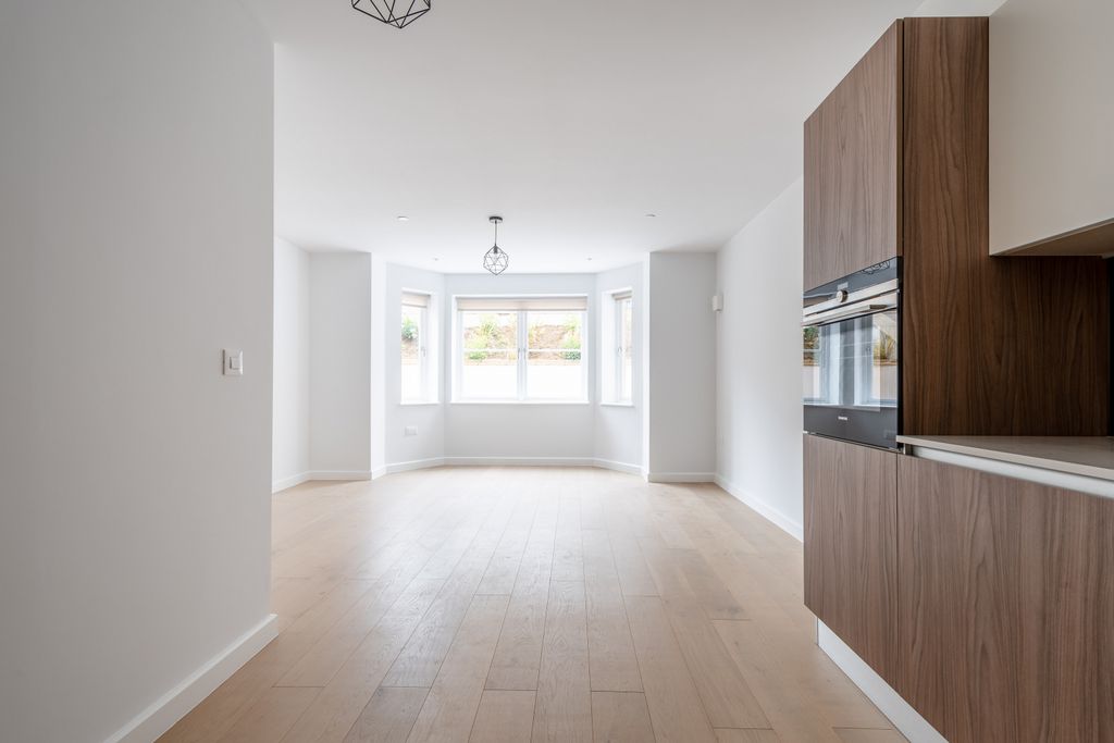 Property photo 1 of 15 2Â Bedroom Flat For Rent