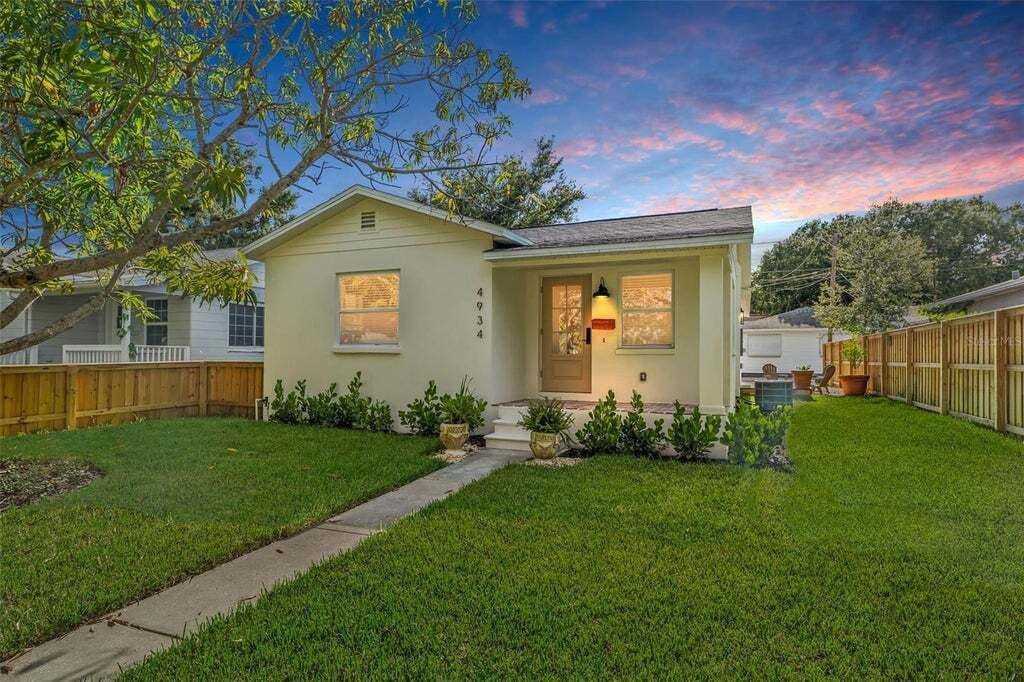 Property photo 1 of 20