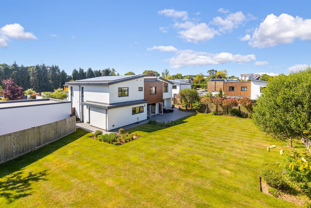 Property photo 2 of 23 A06 - Holland Park, Exeter - 250522
